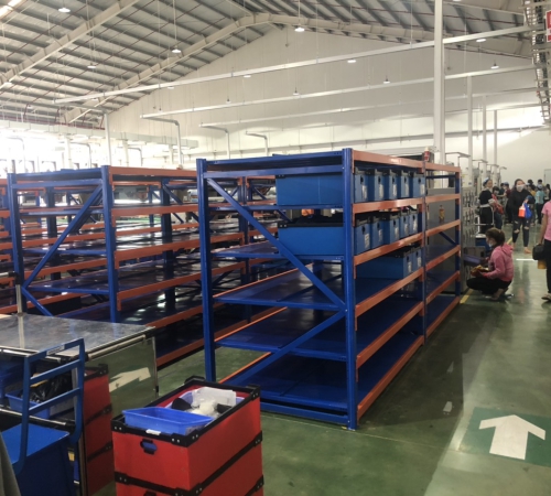 KỆ TRUNG TẢI 12